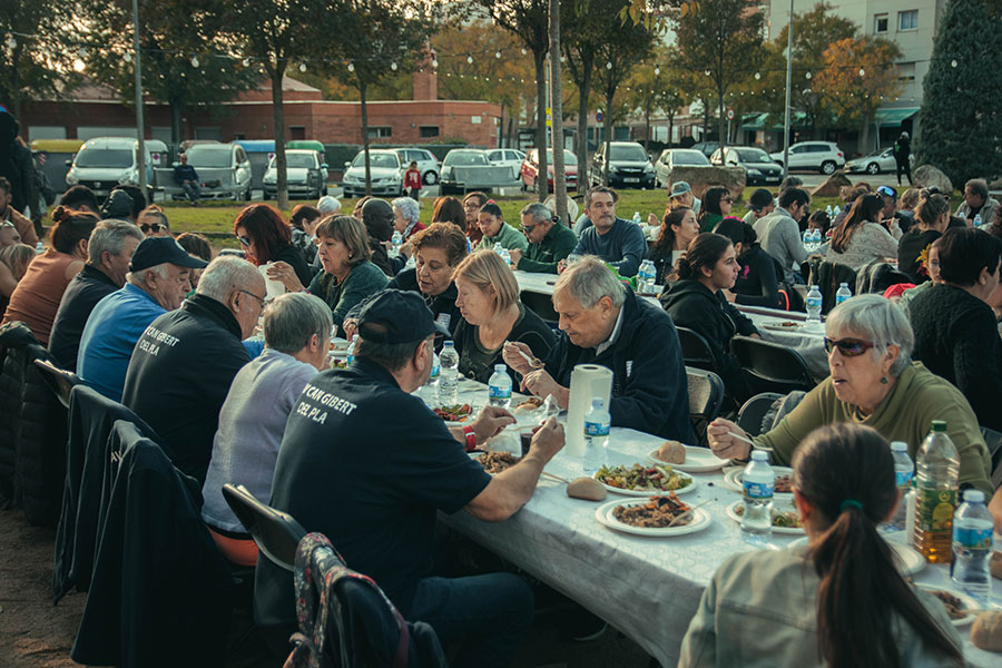 Dinar popular + Concert «Sed de Rumba»